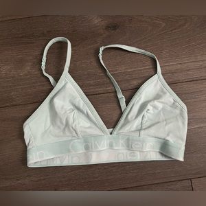 Calvin Klein bra top. Size large. Worn 3 times.